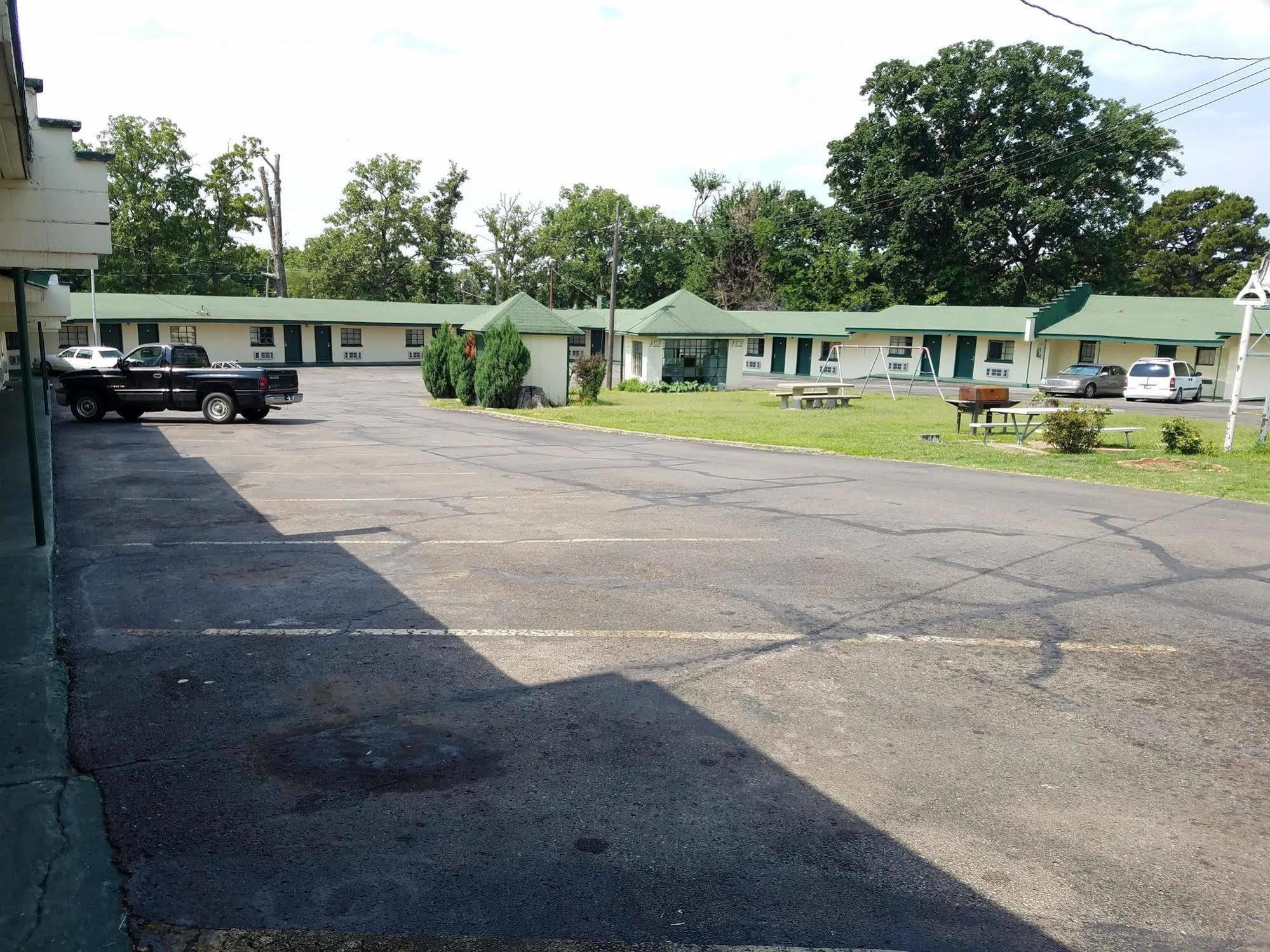 Oak Park Motel Tahlequah Экстерьер фото