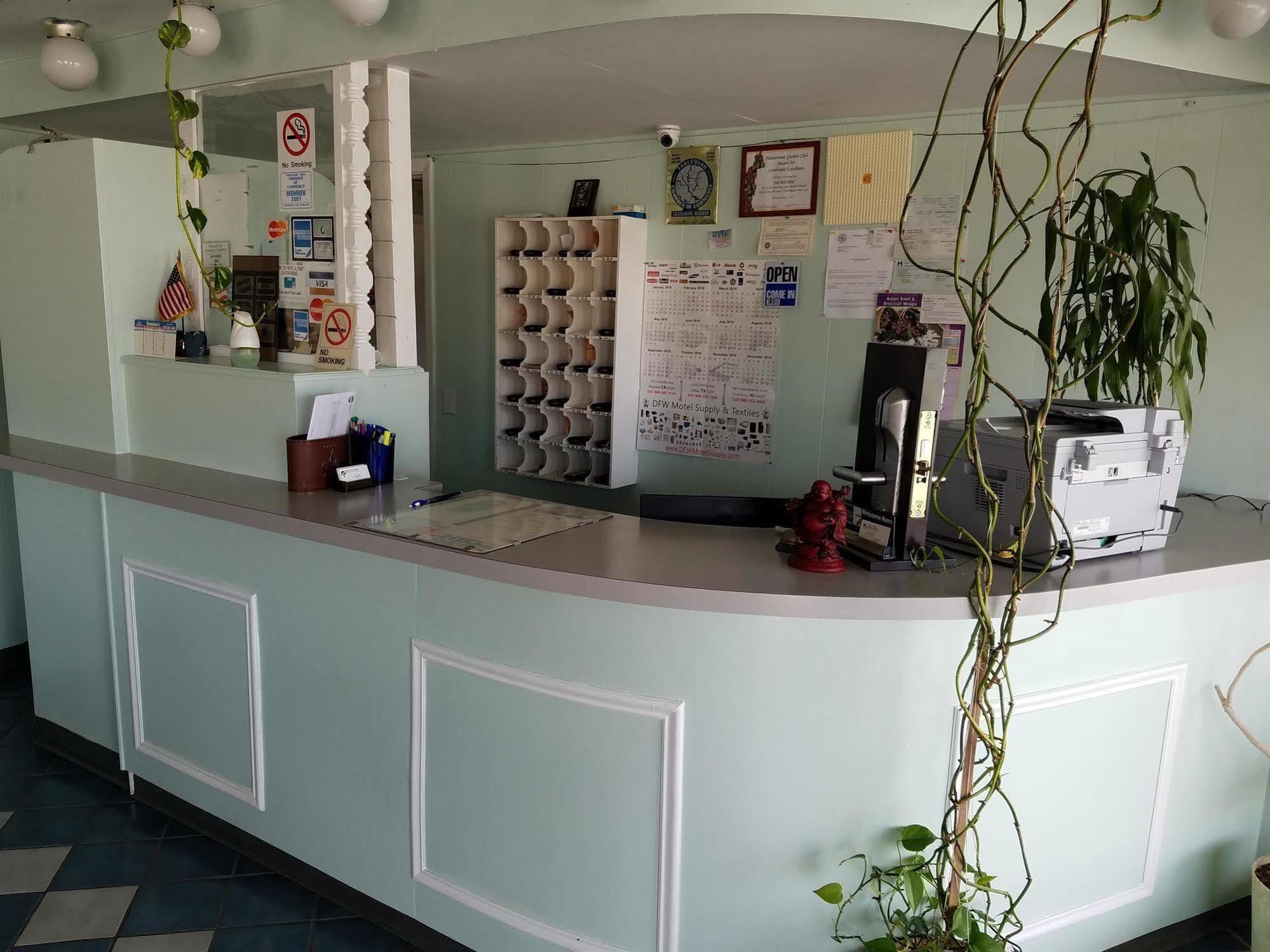 Oak Park Motel Tahlequah Экстерьер фото